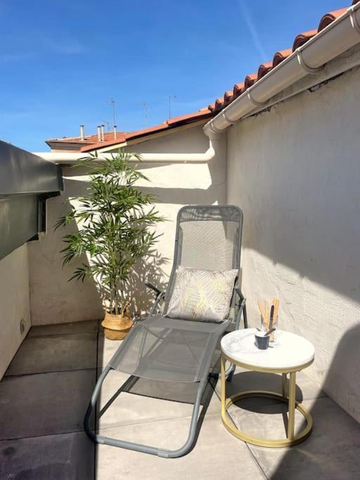 Апартаменты Charme Urbain Sous Les Toits-Terrasse/Clim/Parking Безье Экстерьер фото